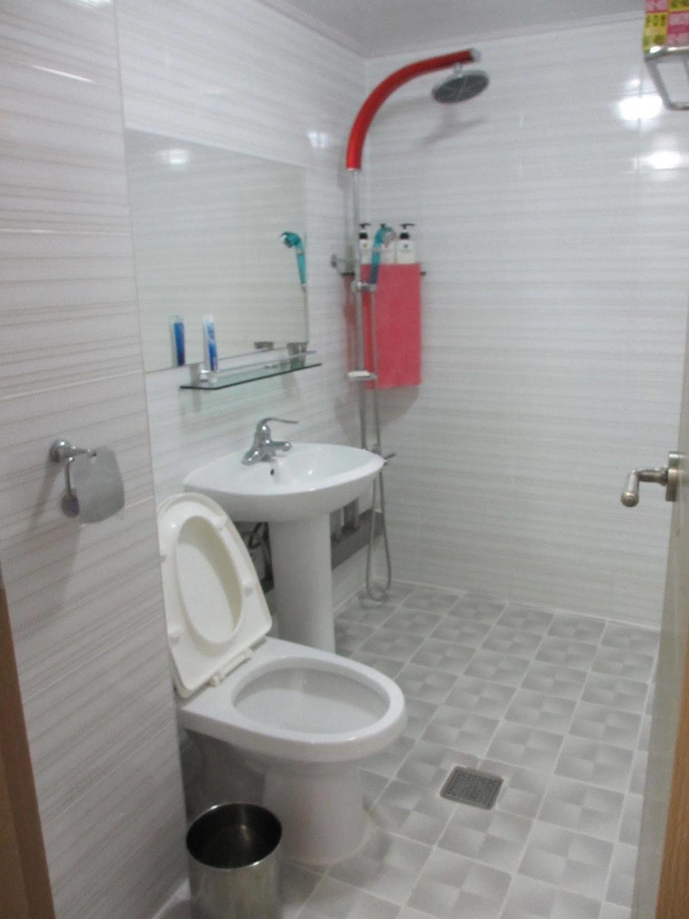 Moiri Guesthouse Йосу Экстерьер фото