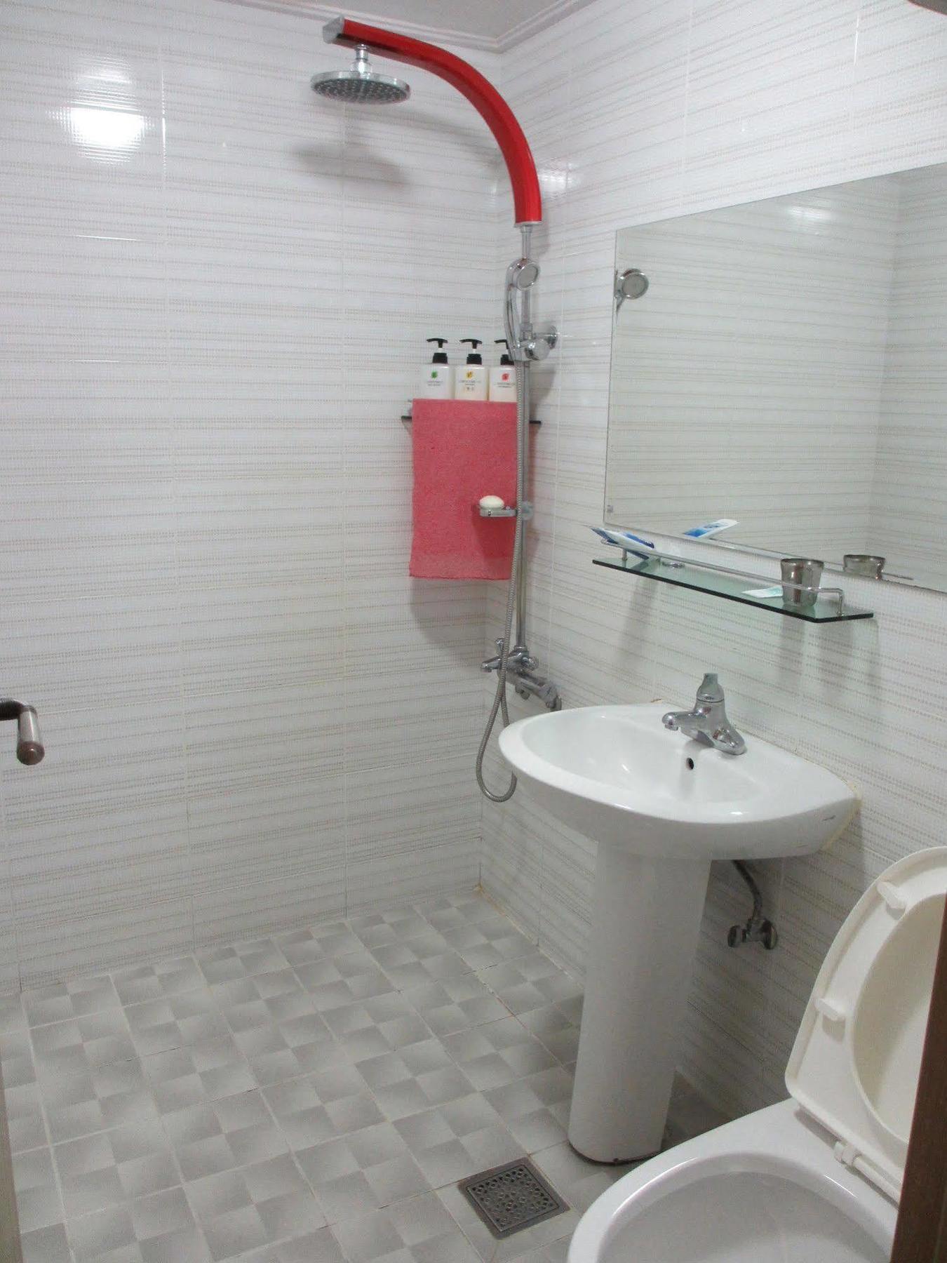 Moiri Guesthouse Йосу Экстерьер фото